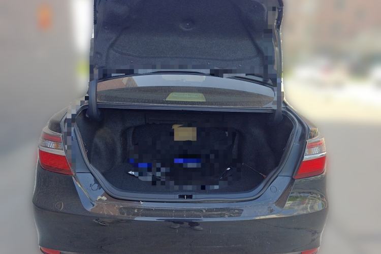 Used Toyota Camry 2015 2.0E Elite Edition Trunk