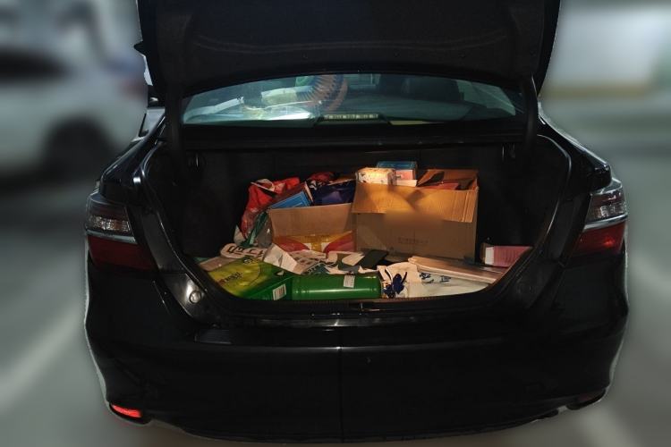 Used Toyota Camry 2015 2.0G Premier Edition Trunk