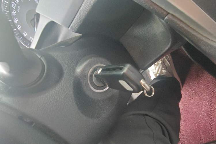 Used Toyota Camry 2015 2.0G Premier Edition Vehicle Key