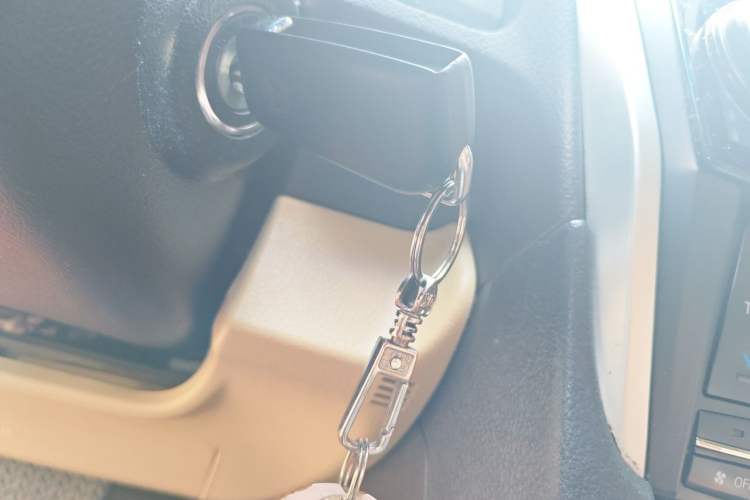 Used Toyota Camry 2015 2.0E Elite Edition Vehicle Key