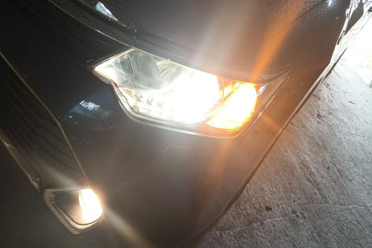 Used Toyota Camry 2015 Dual-Engine 2.5 HG Luxury Navigation Edition Left Front Headlight