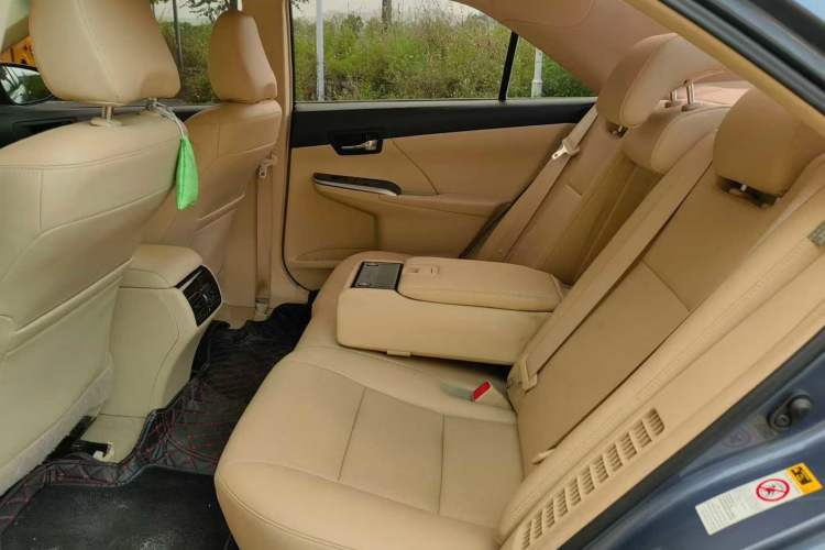 Used Toyota Camry 2015 Dual-Engine 2.5 HG Luxury Navigation Edition Left Rear Seat