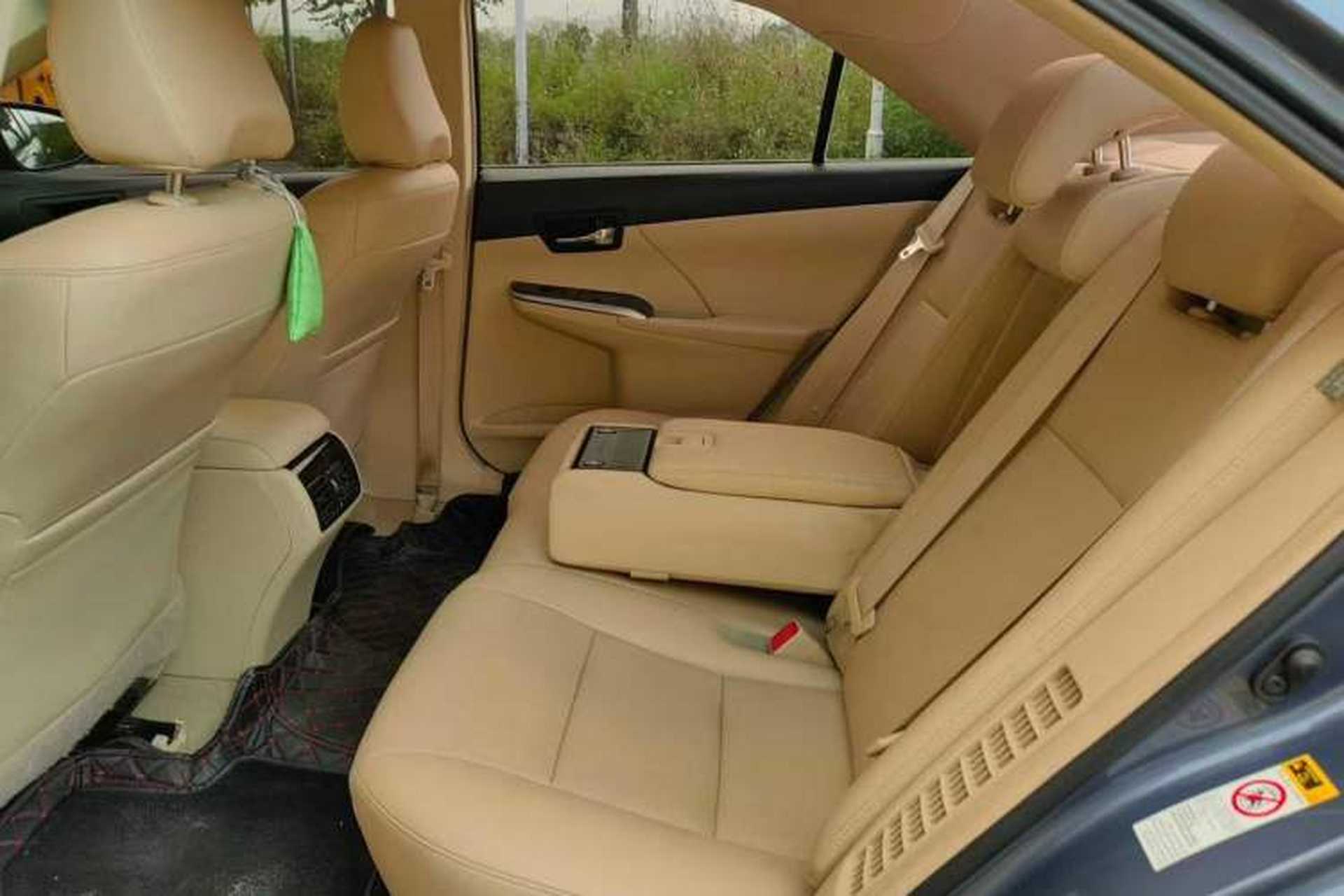 Used Toyota Camry 2015 Dual-Engine 2.5 HG Luxury Navigation Edition Left Rear Seat