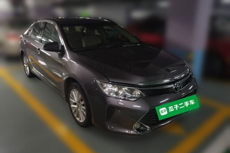 Used Toyota Camry 2015 2.5G Luxury Navigation Edition Front Right 45 Deg