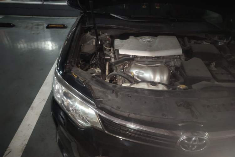 Used Toyota Camry 2015 2.0G Luxury Edition Engine Bay Right