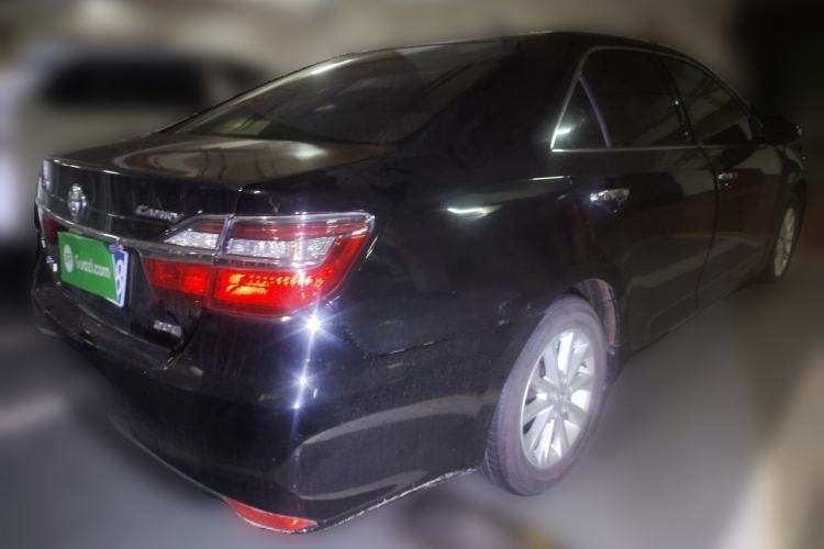 Used Toyota Camry 2015 2.0G Luxury Edition Rear Right 45 Deg