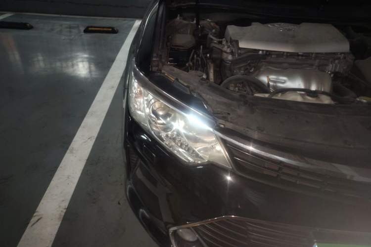 Used Toyota Camry 2015 2.0G Luxury Edition Right Front Headlight