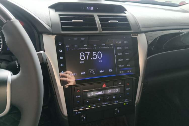 Used Toyota Camry 2015 2.0G Premier Edition Audio And AC Panel