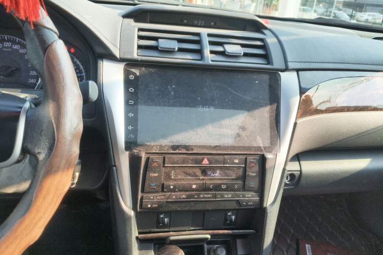 Used Toyota Camry 2015 2.0G Premier Edition Audio And AC Panel