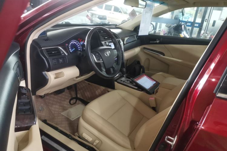 Used Toyota Camry 2015 2.0G Premier Edition Driver Seat