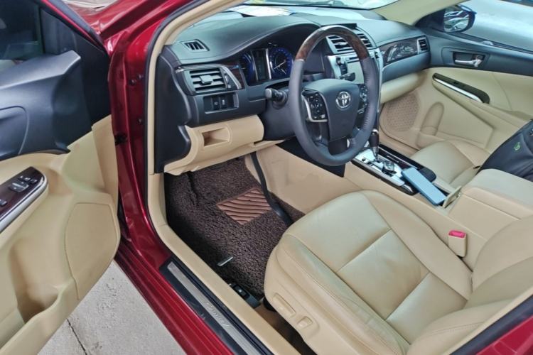 Used Toyota Camry 2015 Dual-Engine 2.5 HG Luxury Navigation Edition Driver Seat