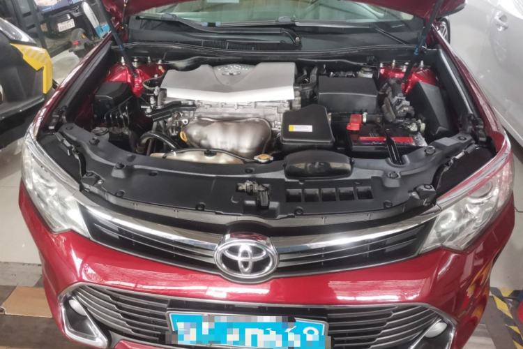 Used Toyota Camry 2015 2.0G Premier Edition Engine Bay