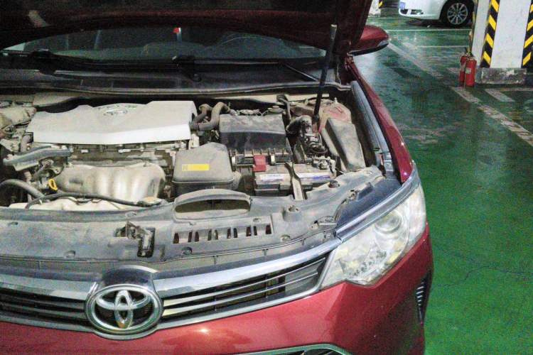 Used Toyota Camry 2015 2.0G Premier Edition Engine Bay Left