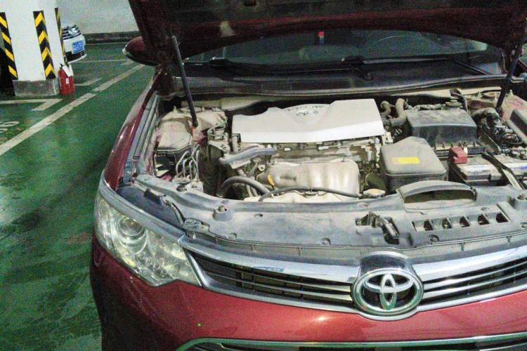 Used Toyota Camry 2015 2.0G Premier Edition Engine Bay Right