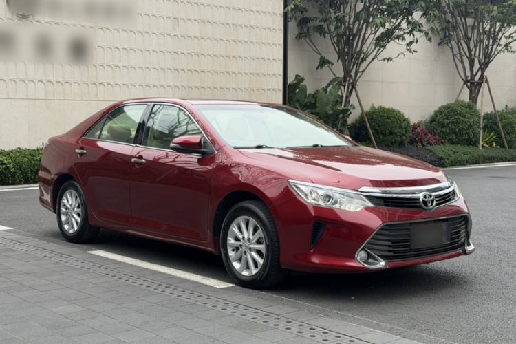 Used Toyota Camry 2015 2.0G Premier Edition Exterior 1