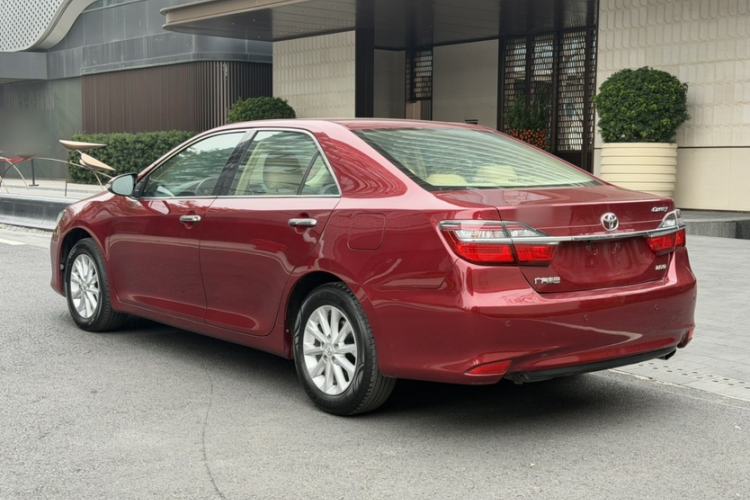 Used Toyota Camry 2015 2.0G Premier Edition Exterior 4