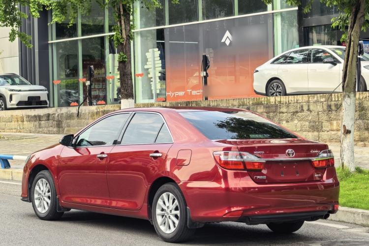 Used Toyota Camry 2015 2.0G Premier Edition Exterior 5