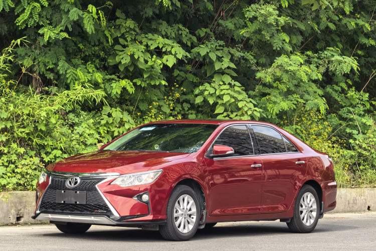 Used Toyota Camry 2015 2.0G Premier Edition Exterior 9