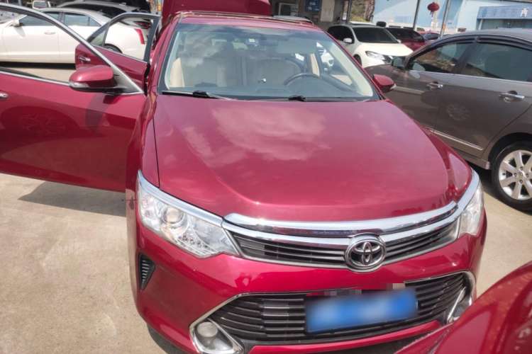 Used Toyota Camry 2015 2.0G Premier Edition Front