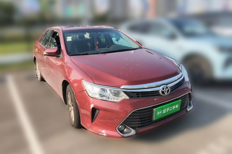 Used Toyota Camry 2015 2.0G Premier Edition Front Right 45 Deg