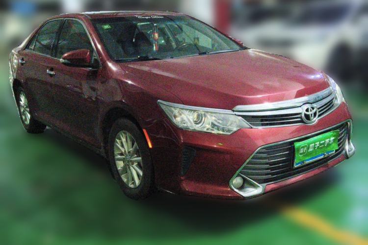 Used Toyota Camry 2015 2.0G Premier Edition Front Right 45 Deg