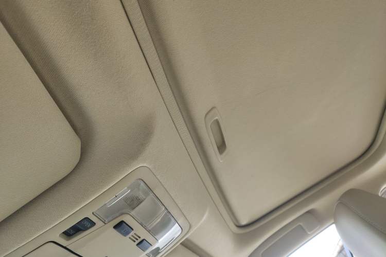 Used Toyota Camry 2015 2.0G Premier Edition Headliner