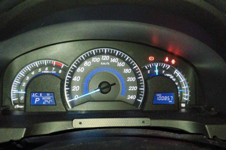 Used Toyota Camry 2015 2.0G Premier Edition Instrument Cluster