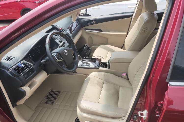 Used Toyota Camry 2015 2.0G Premier Edition Left Front Seat