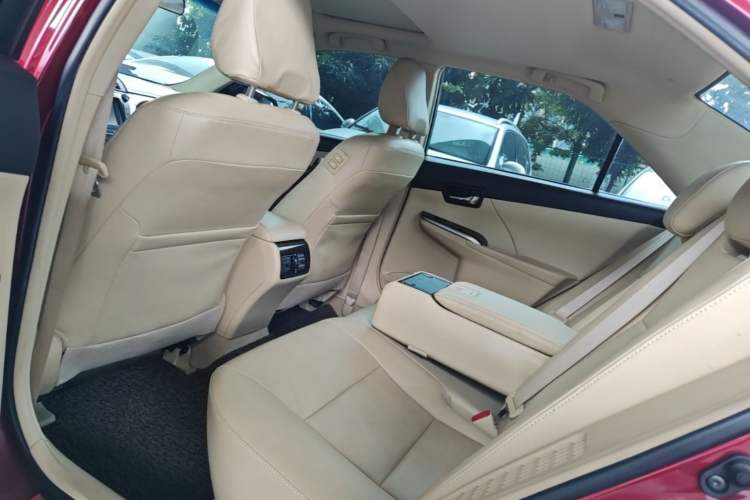 Used Toyota Camry 2015 Dual-Engine 2.5 HG Luxury Navigation Edition Left Rear Seat