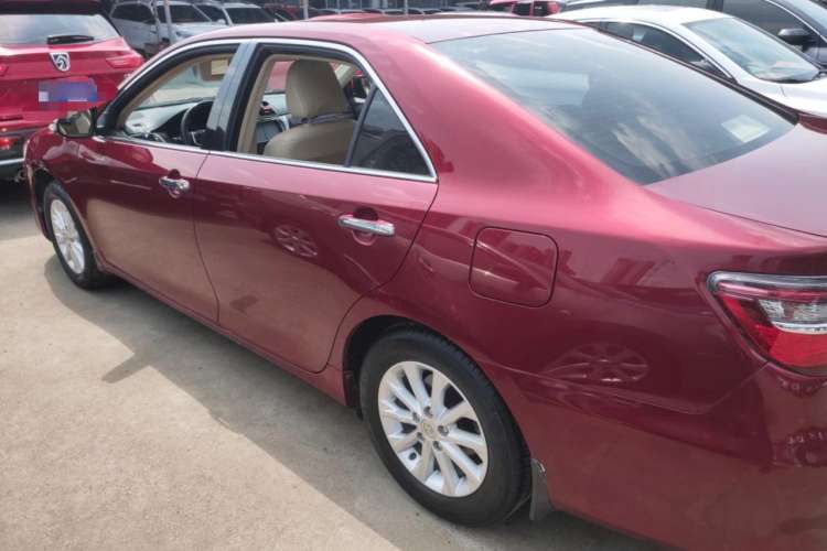 Used Toyota Camry 2015 2.0G Premier Edition Left Side