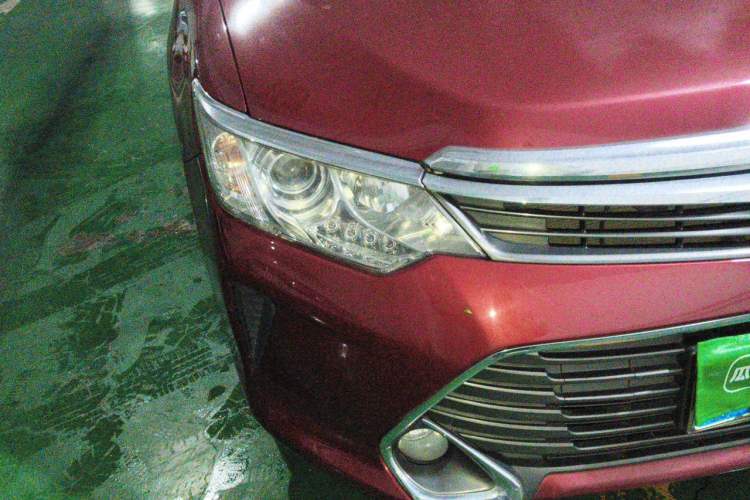 Used Toyota Camry 2015 2.0G Premier Edition Right Front Headlight
