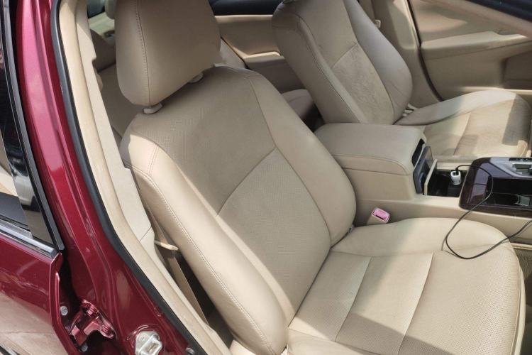 Used Toyota Camry 2015 2.0G Premier Edition Right Front Seat