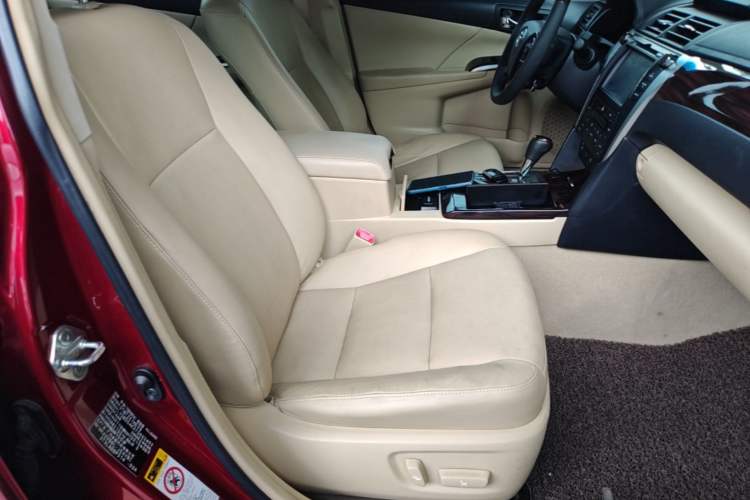 Used Toyota Camry 2015 Dual-Engine 2.5 HG Luxury Navigation Edition Right Front Seat
