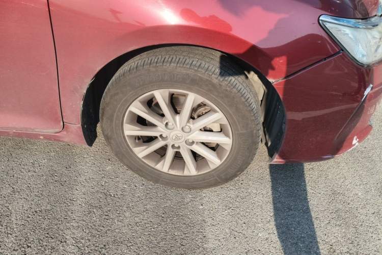 Used Toyota Camry 2015 2.0G Premier Edition Right Front Wheel Hub