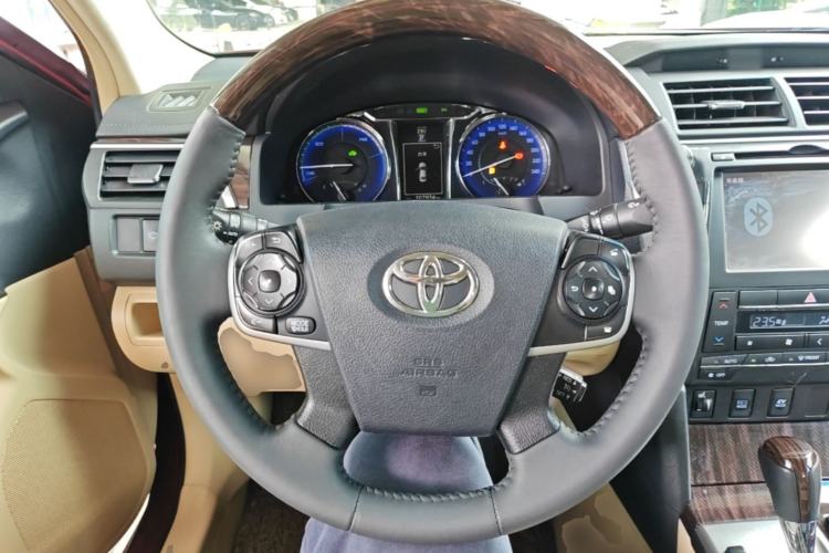 Used Toyota Camry 2015 Dual-Engine 2.5 HG Luxury Navigation Edition Steering Wheel