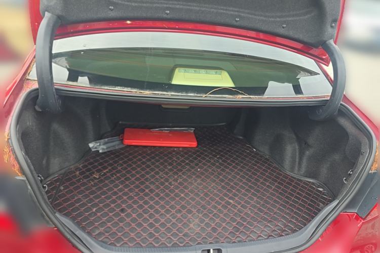 Used Toyota Camry 2015 2.0G Premier Edition Trunk