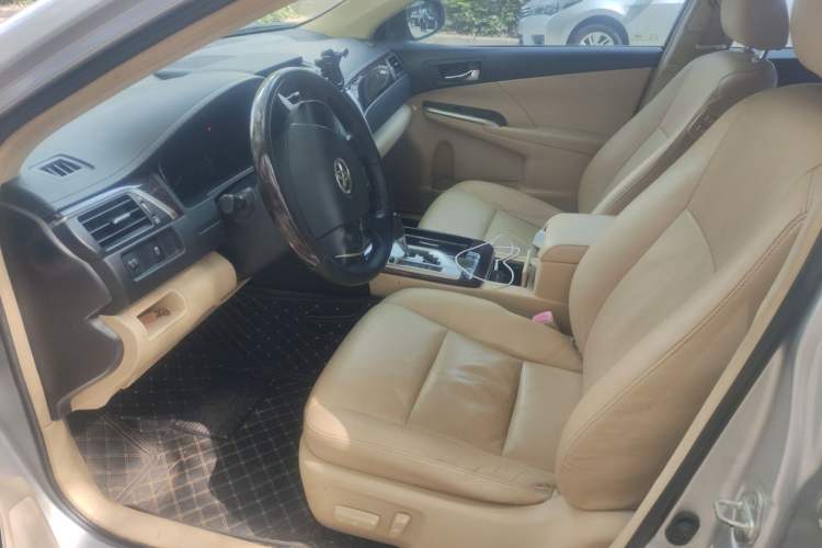 Used Toyota Camry 2015 2.0G Premier Edition Driver Seat