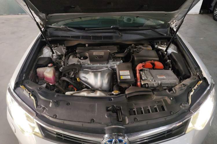 Used Toyota Camry 2015 Dual-Engine 2.5 HG Luxury Navigation Edition Engine Bay