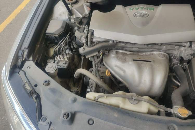 Used Toyota Camry 2015 2.0G Premier Edition Engine Bay Right