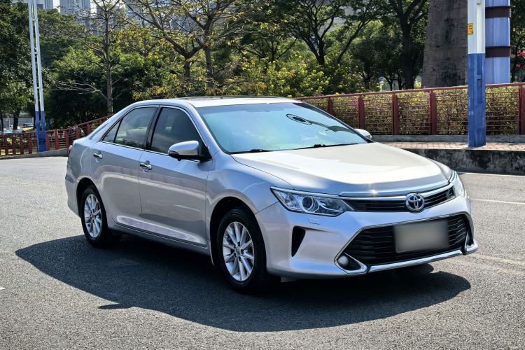 Used Toyota Camry 2015 Dual-Engine 2.5 HG Luxury Navigation Edition Exterior 3