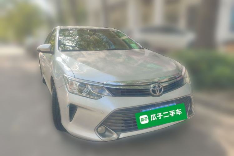 Used Toyota Camry 2015 2.0G Premier Edition Front Right 45 Deg