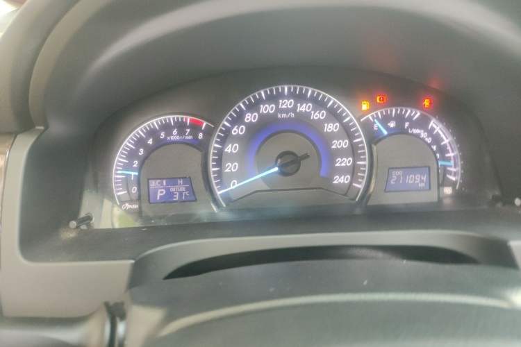 Used Toyota Camry 2015 2.0G Premier Edition Instrument Cluster