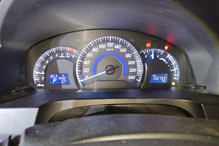 Used Toyota Camry 2015 2.0G Premier Edition Instrument Cluster