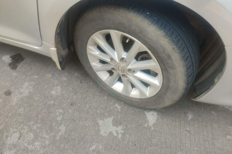 Used Toyota Camry 2015 2.0G Premier Edition Right Front Wheel Hub