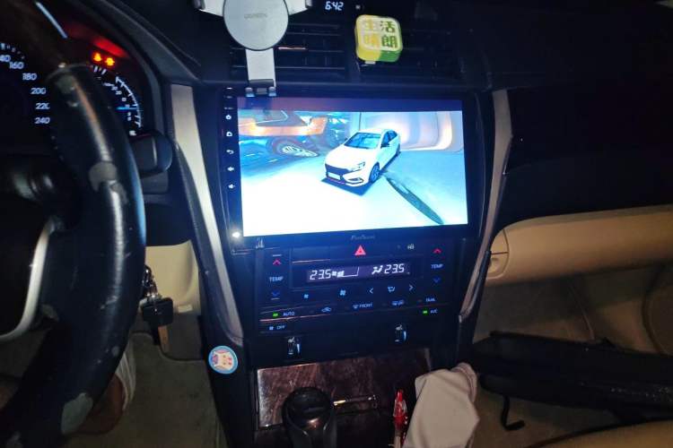Used Toyota Camry 2015 2.0G Premier Edition Audio And AC Panel