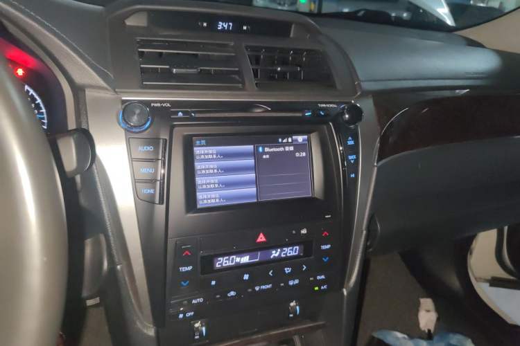 Used Toyota Camry 2015 2.0G Premier Edition Audio And AC Panel