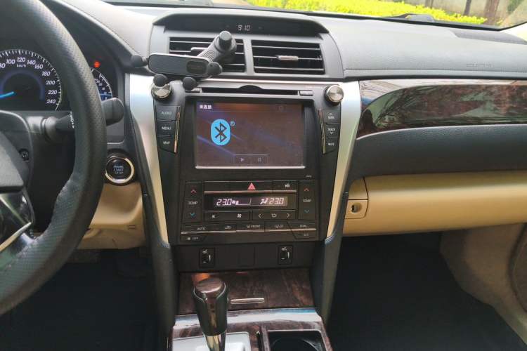 Used Toyota Camry 2015 2.5G Luxury Navigation Edition Audio And AC Panel
