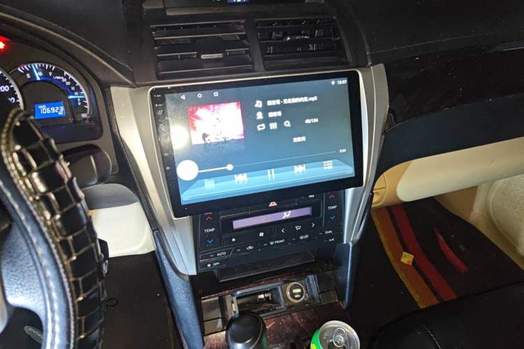Used Toyota Camry 2015 2.0E Elite Edition Audio And AC Panel