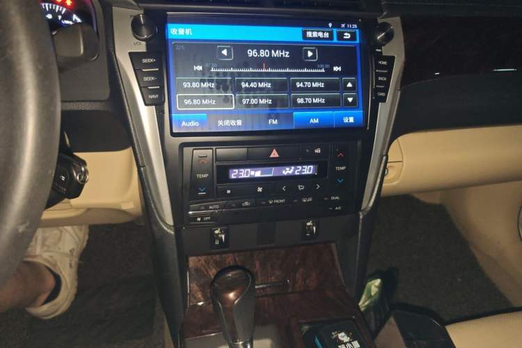 Used Toyota Camry 2015 2.0G Premier Edition Audio And AC Panel