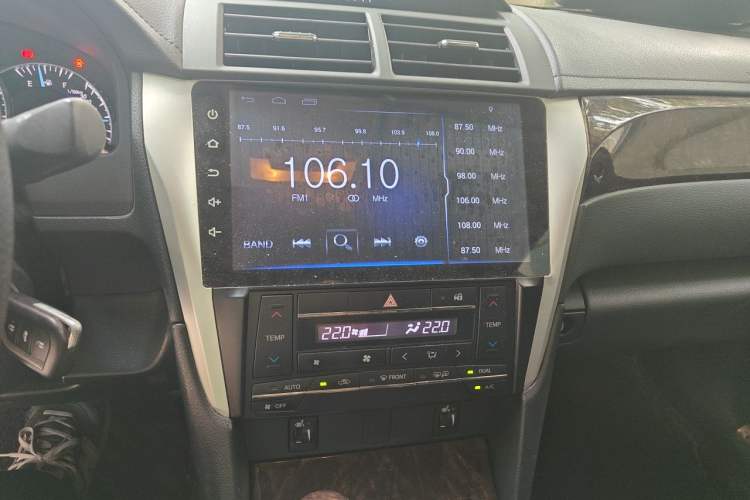 Used Toyota Camry 2015 2.0G Premier Edition Audio And AC Panel